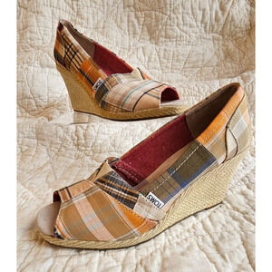 TOMS Classic Espadrille Wedge Neutral Plaid Women’s‎ Size 9.5 Browns Gold Orange